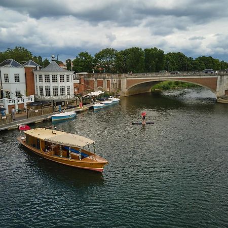 Готель The Mitre, Hampton Court Кінгстон-на-Темзі Екстер'єр фото The River Wey at Farnham