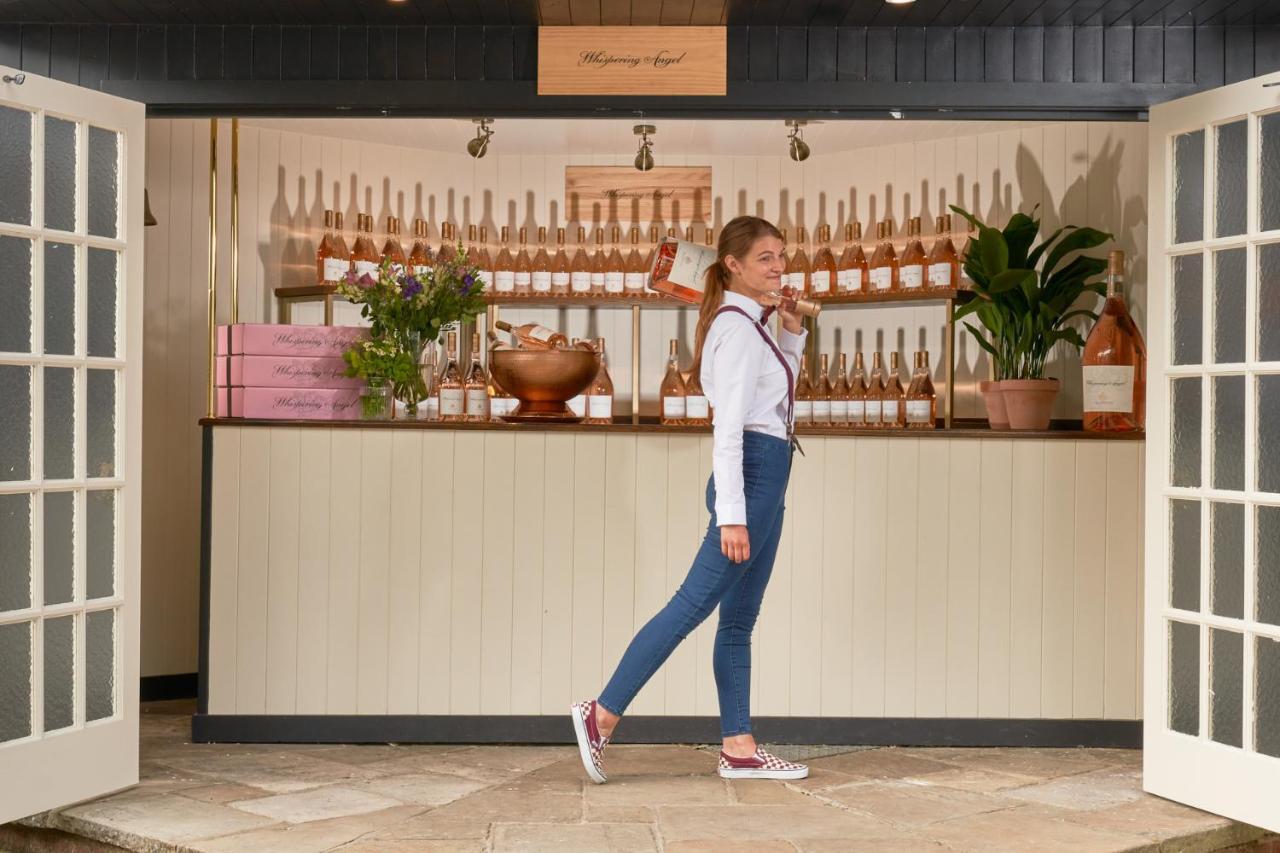 Готель The Mitre, Hampton Court Кінгстон-на-Темзі Екстер'єр фото The Aromatherapy Company